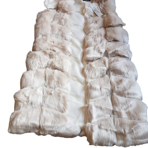 Stone diamond shell shaped faux fur gilet.
